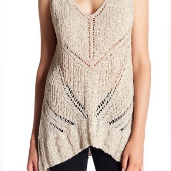 Astr Tops - ASTR The Label | Revolve Boho Knit Crochet Sleeveless Tunic Top Size Medium